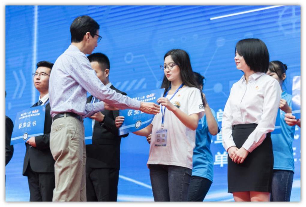杨宇轲:坚持成长,不负期待 杨宇轲:坚持成长,不负期待