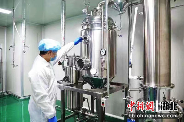 恩施德源硒材料工程科技有限公司植物硒肽、植物硒蛋白提取车间。孙德力 摄