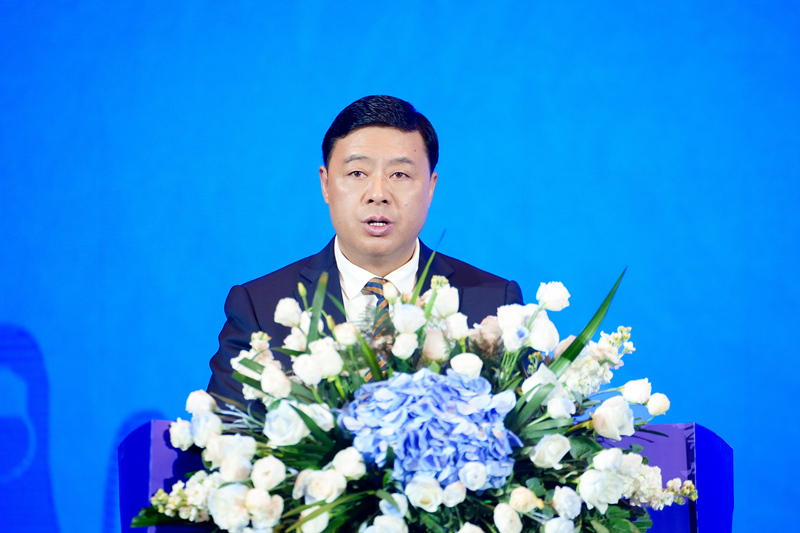 吕国富致欢迎辞。