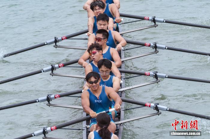 桨声激荡秦淮河2025南京·大学生国际赛艇公开赛开赛