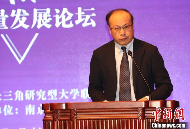 复旦大学副校长陈志敏认为,联盟的结成,可促进长三角地区文化界合作机制向纵深发展。 佘治骏 摄 复旦大学副校长陈志敏认为,联盟的结成,可促进长三角地区文化界合作机制向纵深发展。 佘治骏 摄